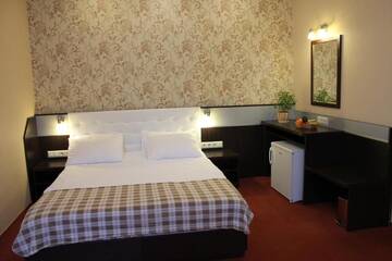 Фото номера Стандартный двухместный номер с 1 кроватью Отель Kiev 365 Park Hotel г. Киев 18
