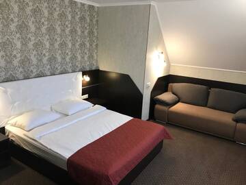 Фото номера Четырехместный номер эконом-класса Отель Kiev 365 Park Hotel г. Киев 2