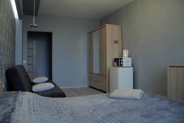 Фото номера Двухместный номер «Комфорт» с 1 кроватью и диваном Апартаменты Solo Apartment Драгоманова г. Киев 8