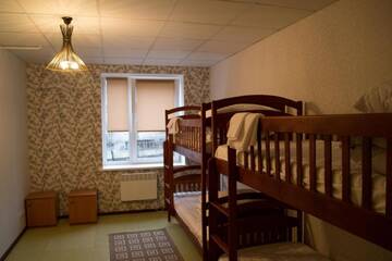Фото номера Кровать в общем 4-местном номере для мужчин и женщин Хостелы Citrus Hostel г. Киев 2