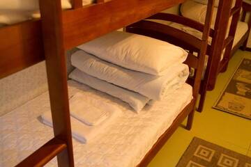 Фото номера Кровать в общем 8-местном номере Хостелы Citrus Hostel г. Киев 9