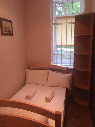 Фото номера Бюджетный двухместный номер с 1 кроватью Хостелы Globus Hostel г. Киев 4