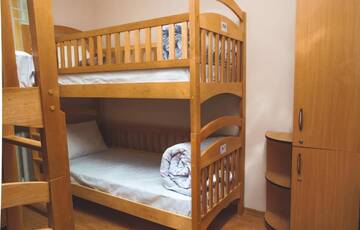 Фото номера Кровать в общем номере с 4 кроватями Хостелы Globus Hostel г. Киев 5