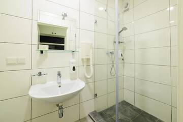 Фото номера Стандартный двухместный номер с 2 отдельными кроватями Отель Hotel MTA г. Киев 6