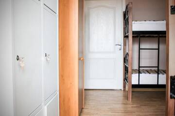 Фото номера Кровать в общем 6-местном номере для женщин Хостелы A&amp;S Hostel Minskiy г. Киев 14