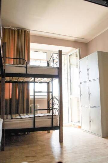 Фото номера Кровать в общем 6-местном номере для женщин Хостелы A&amp;S Hostel Minskiy г. Киев 15