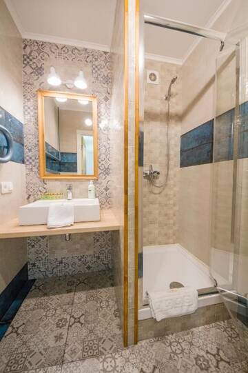 Фото номера Апартаменты с 2 спальнями - ул. Шелковичная, 46/48 Апартаменты Arena Apartments Baseina Area г. Киев 5