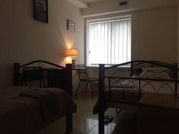 Фото номера Двухместный номер с 2 отдельными кроватями Хостелы Westend Hostel Kyiv г. Киев 4