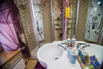 Фото номера Апартаменты с 1 спальней Апартаменты Apartment in the heart of Kyiv г. Киев 15
