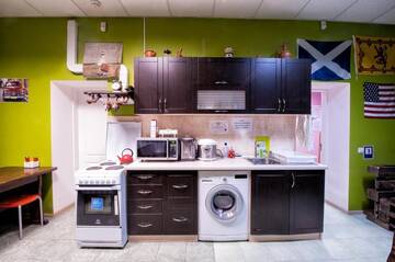 Фото номера Кровать в общем 8-местном номере для мужчин и женщин Хостелы Pallet Hostel г. Киев 9