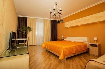 Фото номера Трехместный номер «Комфорт» Апартаменты Apartment on Hryshka Street г. Киев 11