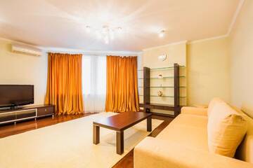 Фото номера Улучшенный четырехместный номер Апартаменты Apartment on Hryshka Street г. Киев 9