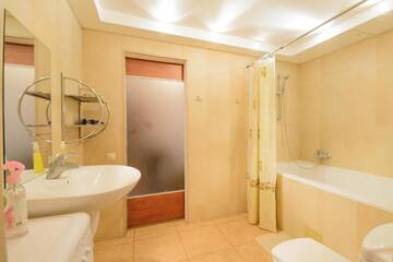 Фото номера Стандартные апартаменты Апартаменты Kiev Accommodation on Mihailovska street г. Киев 15