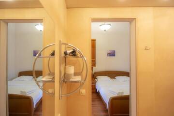 Фото номера Стандартные апартаменты Апартаменты Kiev Accommodation on Mihailovska street г. Киев 10