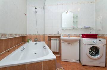 Фото номера Апартаменты с 1 спальней - улица Красноармейская, 24 Апартаменты UKR Apartments near Gulliver г. Киев 23