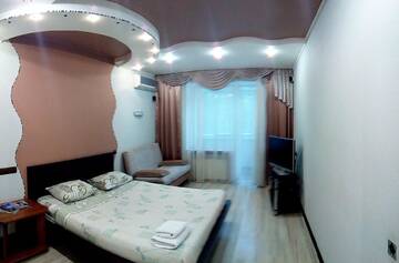 Фото номера Апартаменты с балконом Апартаменты UKR Apartments near Gulliver г. Киев 9