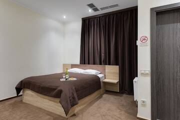 Фото номера Стандартный номер Отель Twin Apart Hotel г. Киев 4