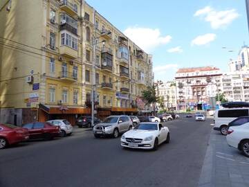 Фото номера Улучшенные апартаменты Апартаменты VIP 1 bedroom Studio on Baseynaya Street г. Киев 20