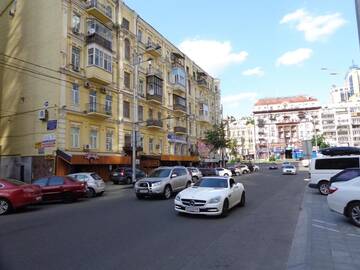 Фото номера Улучшенные апартаменты Апартаменты VIP 1 bedroom Studio on Baseynaya Street г. Киев 21