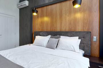 Фото номера Улучшенные апартаменты Апартаменты VIP 1 bedroom Studio on Baseynaya Street г. Киев 35