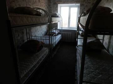 Фото номера Кровать в общем 8-местном номере Хостелы Yourhostel Friend г. Киев 2
