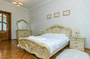 Фото номера Апартаменты с 3 спальнями Апартаменты Apartment Arena City г. Киев 43