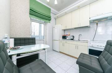 Фото номера Апартаменты с 3 спальнями Апартаменты Apartment Arena City г. Киев 22