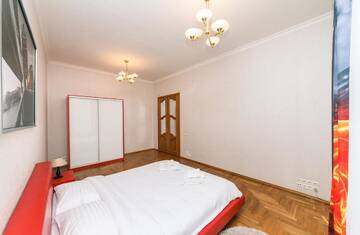 Фото номера Апартаменты с 3 спальнями Апартаменты Apartment Arena City г. Киев 40