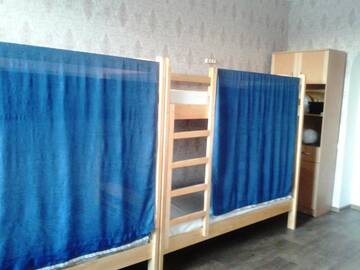 Фото номера Кровать в общем 6-местном номере для женщин Хостелы Yourhostel la Femme г. Киев 2