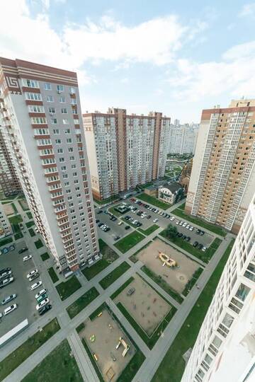 Фото номера Апартаменты Делюкс Апартаменты Poznyaky Apartments Patriotika г. Киев 9