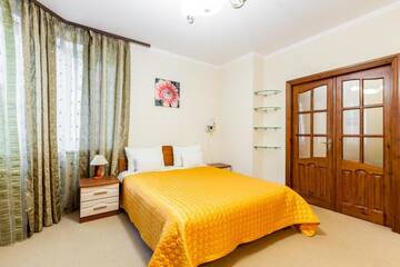 Фото номера Улучшенные апартаменты Апартаменты Near Airport Apartments г. Киев 43