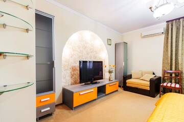 Фото номера Улучшенные апартаменты Апартаменты Near Airport Apartments г. Киев 27