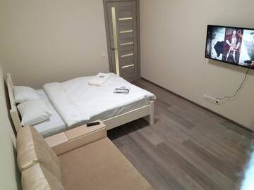 Фото номера Апартаменты с балконом - ул. Барбюса, 51/1a Апартаменты Inn Home Apartments - Ocean Plaza area г. Киев 5
