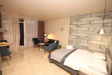 Фото номера Апартаменты-студио «Предславинская улица 53» Апартаменты Inn Home Apartments - Ocean Plaza area г. Киев 10