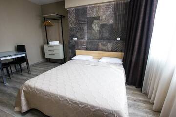 Фото номера Номер «Комфорт» Апартаменты Solo Apartment Ahmatovoy г. Киев 7