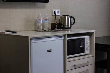 Фото номера Улучшенный номер с диваном Апартаменты Solo Apartment Ahmatovoy г. Киев 7