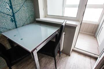 Фото номера Номер &quot;Комфорт&quot; с балконом Апартаменты Solo Apartment Ahmatovoy г. Киев 7