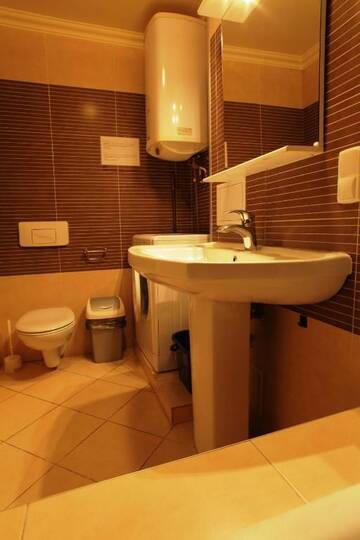 Фото номера Комфортабельные апартаменты с 1 спальней и кухней Апарт-отели Partner Guest House г. Киев 9