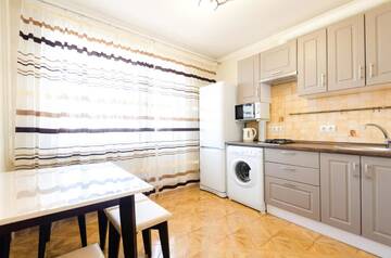Фото номера Улучшенные апартаменты Апартаменты Apartment on Obolonskaya Square 3 г. Киев 27