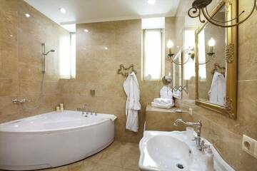 Фото номера Роскошный номер-студио Апарт-отели Theatre Boutique Apart-Hotel г. Киев 14