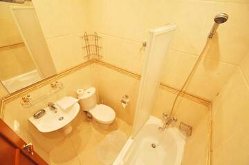 Фото номера Апартаменты с 1 спальней - ул. Рейтарская, 2 Апартаменты Central Dayflat Apartments г. Киев 5
