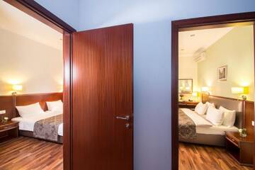 Фото номера Роскошные апартаменты с 2 спальнями Апартаменты Flatlux Apartments г. Киев 3