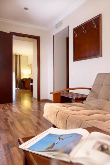 Фото номера Апартаменты с 1 спальней Апартаменты Flatlux Apartments г. Киев 6