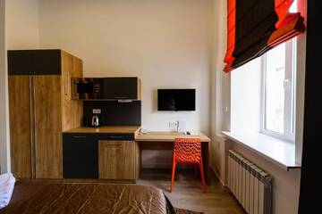 Фото номера Апартаменты с балконом Апартаменты Partner Guest House Baseina г. Киев 6