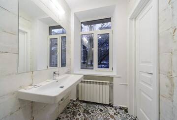 Фото номера Апартаменты с балконом Апартаменты Partner Guest House Baseina г. Киев 4