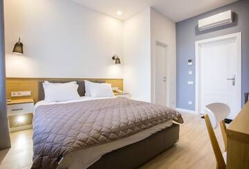 Фото номера Бюджетный двухместный номер с 1 кроватью Апартаменты Partner Guest House Baseina г. Киев 5