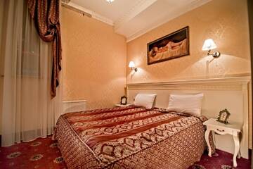 Фото номера Двухкомнатный полулюкс Отель De Paris Hotel г. Киев 4