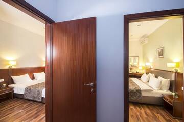 Фото номера Семейный люкс Отель Greguar Hotel г. Киев 5