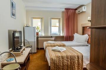 Фото номера Стандартные апартаменты Отель 7 Sky Hotel Klinicheskaya Street (2d entrance) г. Киев 5