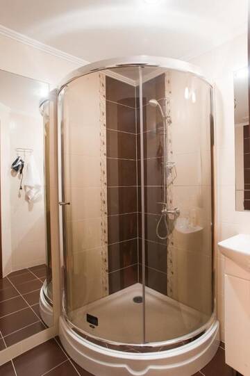 Фото номера Семейные апартаменты Отель 7 Sky Hotel Klinicheskaya Street (2d entrance) г. Киев 10